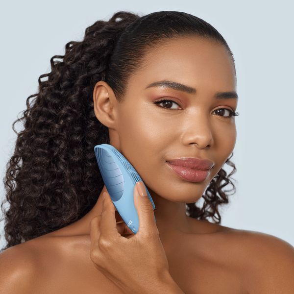 Електронна звукова термощітка для обличчя GESKE Sonic Thermo Facial Brush 6в1 aquamarine HB0080 фото