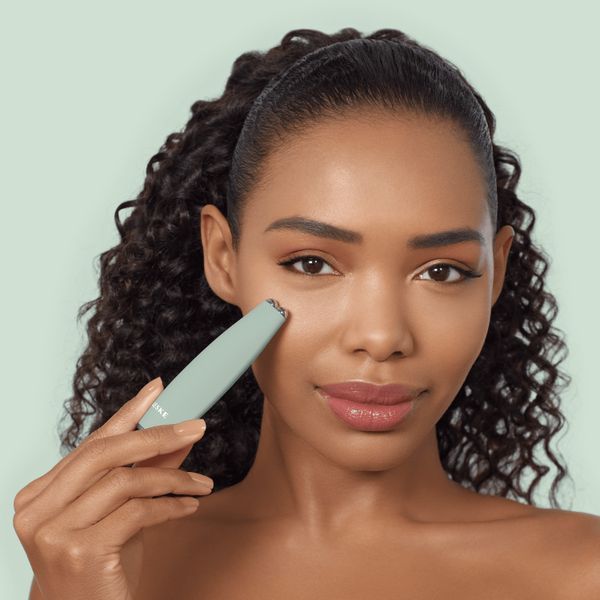 Мікрострумова ручка для підтяжки обличчя GESKE MicroCurrent Face-Lift Pen 6в1 green HB0123 фото